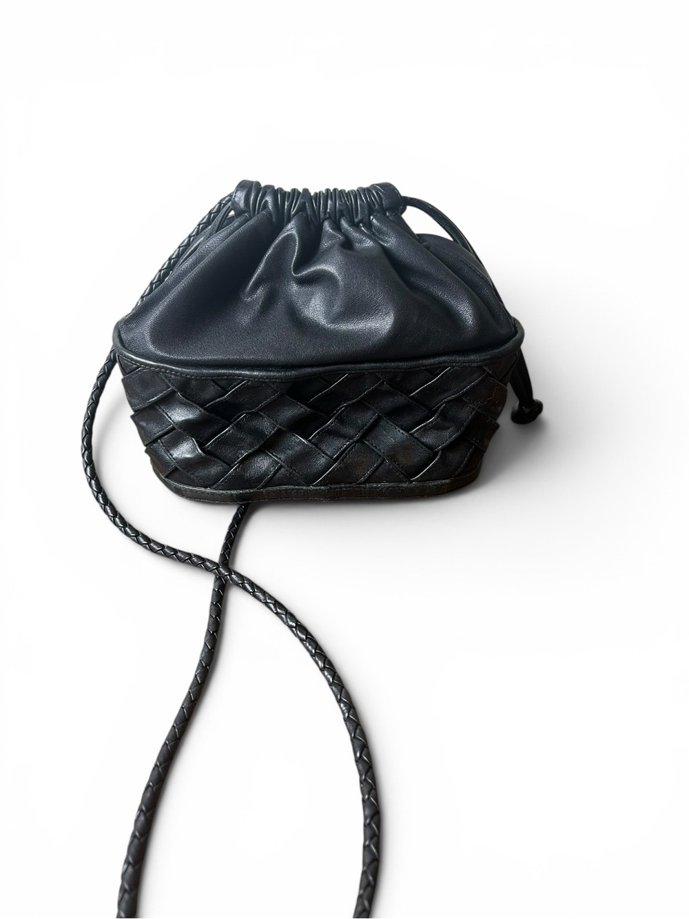 Liz Claiborne Black Woven Drawstring Bucket Bag Crossbody